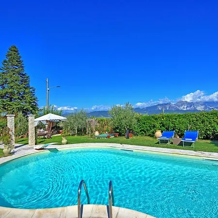 L' Acciuga Blu Chalé